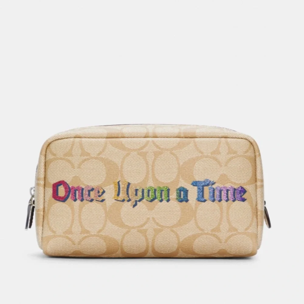 NWT Disney X Coach Once Upon A Time Cosmetic Case - Picture 7 of 8